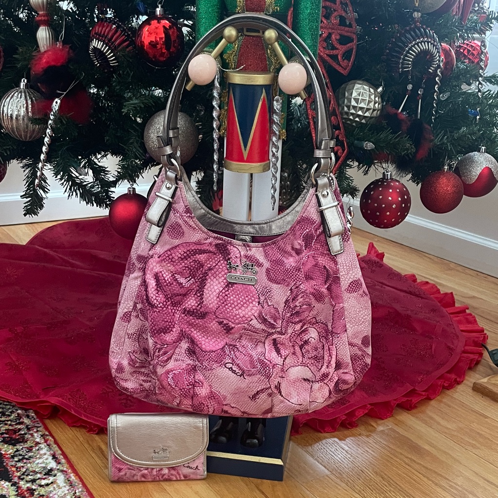 Coach Pink Rose Shoulder Bag With The Matching Wallet